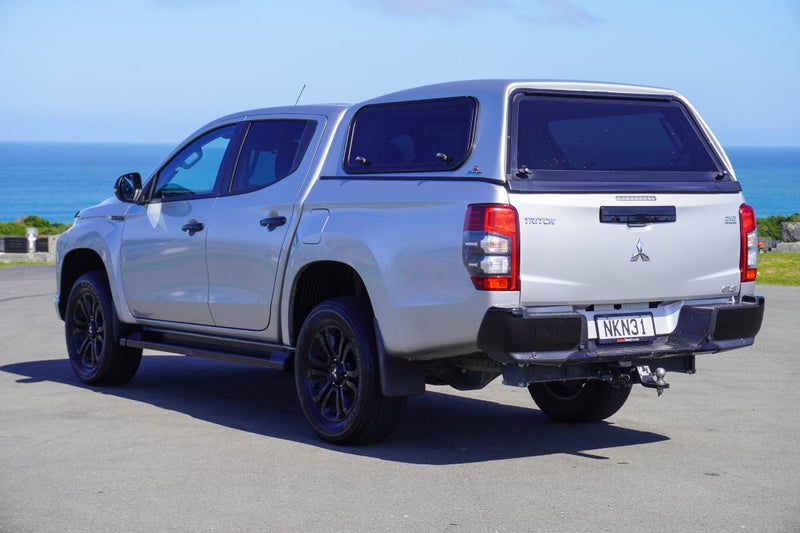 2021 Mitsubishi Triton GLS-B 4x4 auto, photo 3