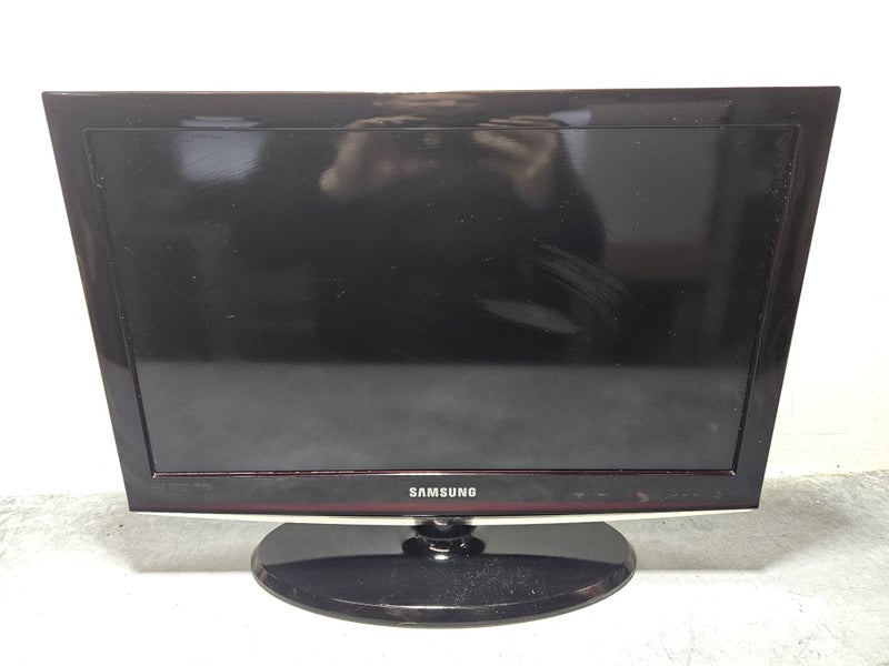 SAMSUNG TV LA22C450E1M 22 Inch LCD #A5870404-1 Carousel 1