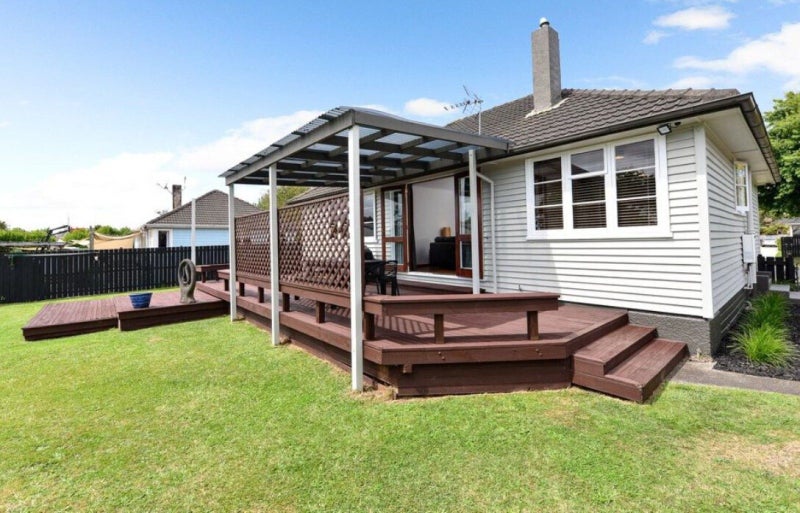 Adding Step Functions 109 Fairfield Road, Fairfield, Hamilton, Waikato