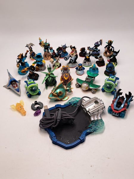 * HUGE Bulk Skylanders Lot - $1 RES! * Carousel 2