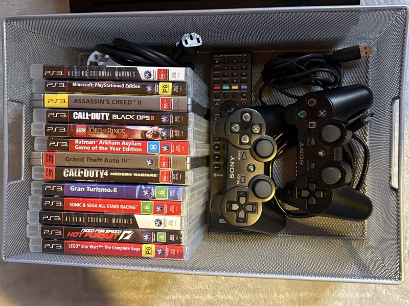 PlayStation 3 80GB Hard drive complete with games . Carousel 2