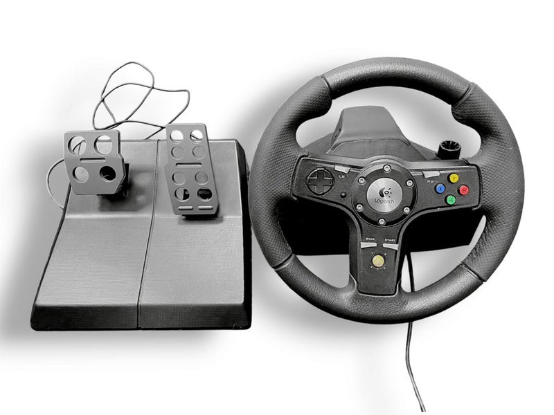 Logitech DriveFX Racing Wheel and Pedals (Xbox 360) Carousel 1