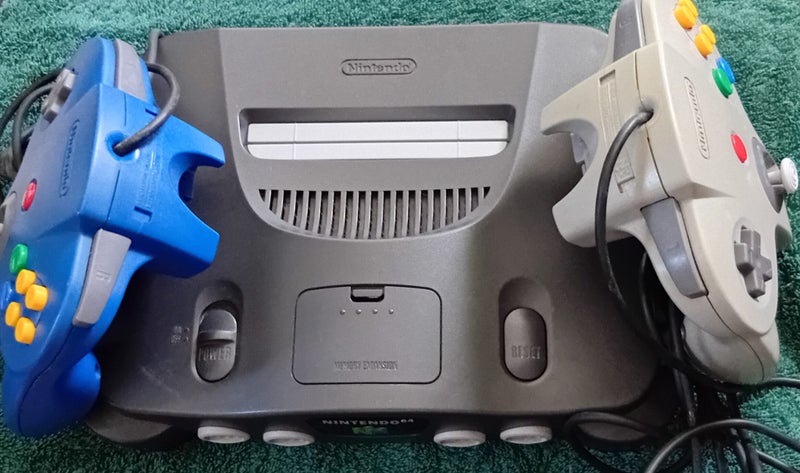 NINTENDO 64 CONSOLE + CONTROLLERS & CABLES Carousel 1