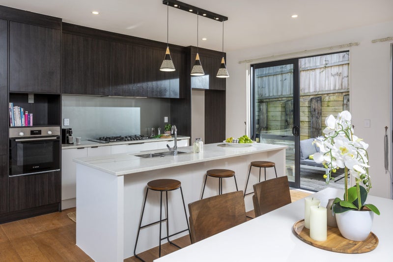 3 Bedrooms + Extra Room & Double Garage