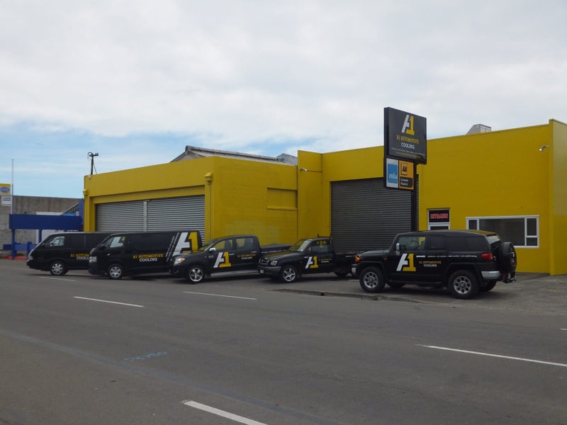 Replacement Radiators - Intercoolers - Oil Coolers Carousel 2