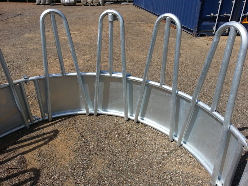 hay feeder bale feeder $ 908.50 Carousel 4