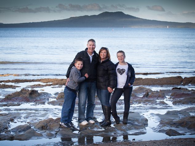 Creating your family portrait: simply priceless! Carousel 1