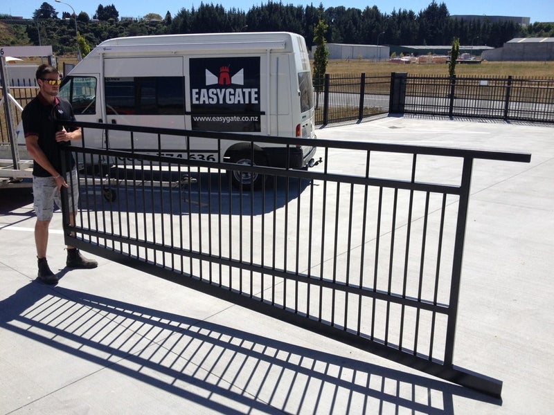 EasyGate Sliding Gate for Sloping Driveway 1.5m high x 4m wide62863870294531112