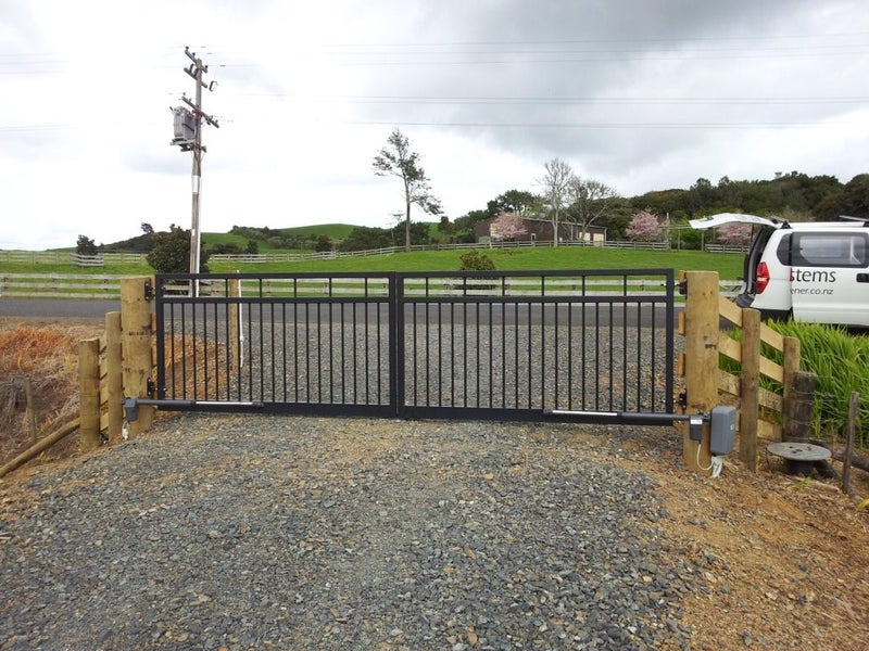 EasyGate Manor Double Swing Security Gate 1.2 m high x 3.6m wide62863870283906112