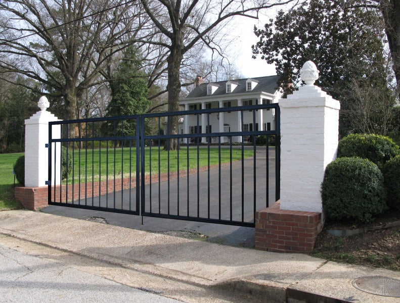 Aluminium Double Swing Gate 3.02M W, 1.7M H (D22) Carousel 1