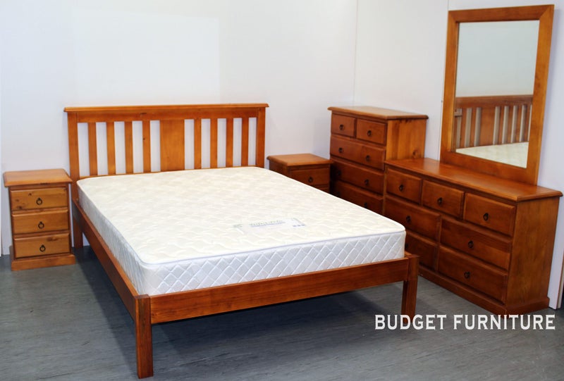SUSAN 6 PIECE BEDROOM SUITE Carousel 1