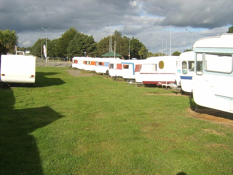 CARAVAN HIRE BUSINESS Carousel 2