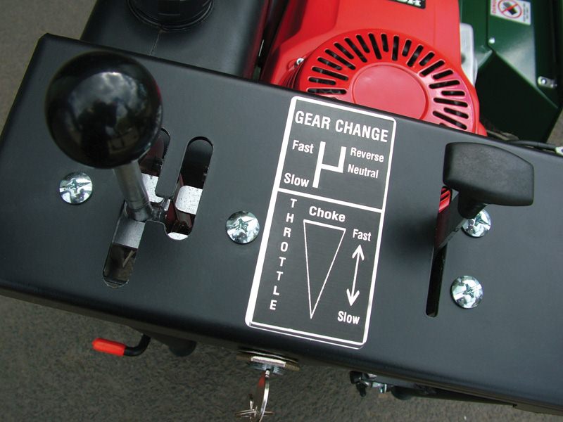 Deutscher HE 660 Heavy Duty Self propelled mower - Australian Made 2 spd & Rev Carousel 2