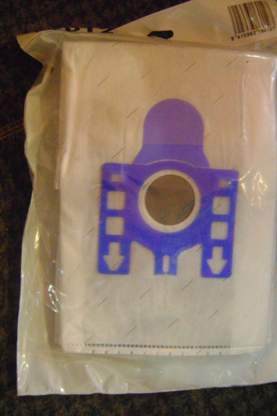 MIELE VACUUM CLEANER BAGS X 5 Carousel 2