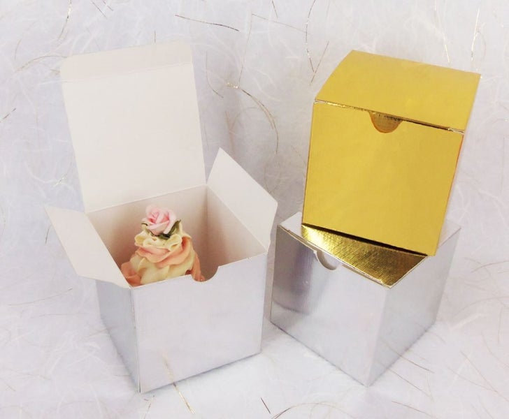 30 cupcake size favor boxes Carousel 1
