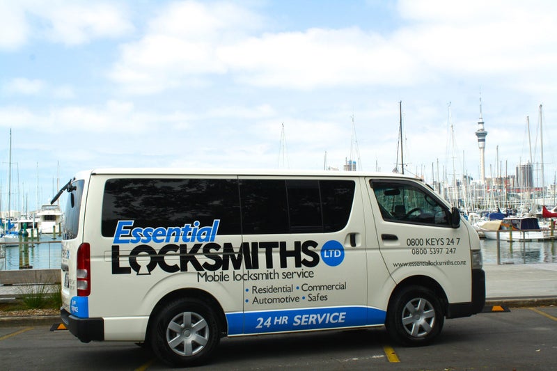 Essential Locksmiths 24hrs Ph: 0800 539 7247 Carousel 1