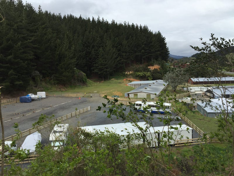 SELF STORAGE LOCK UPS & PARKING Carousel 1