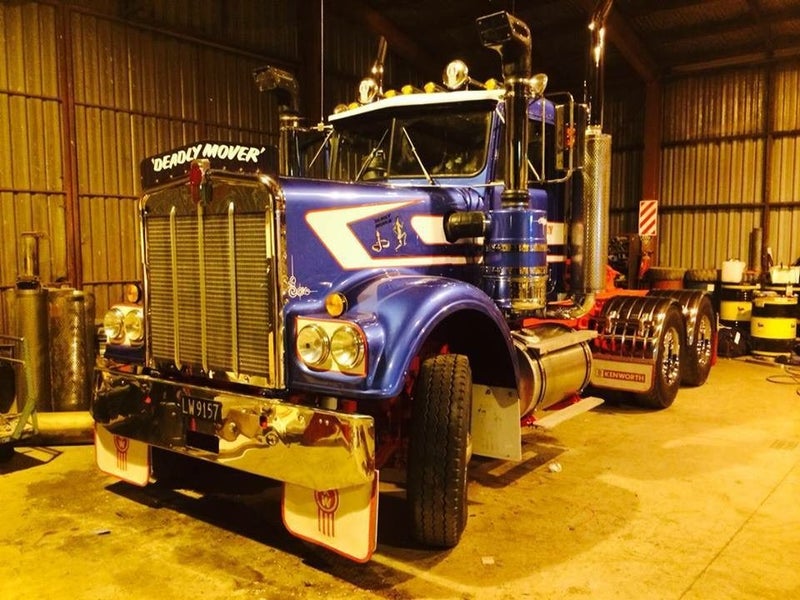 truck sales, hire, parts - importing Carousel 2