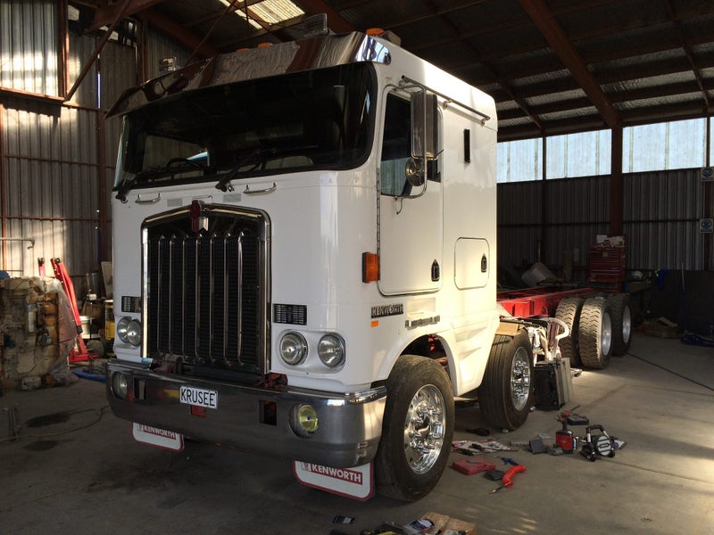 truck sales, hire, parts - importing Carousel 7