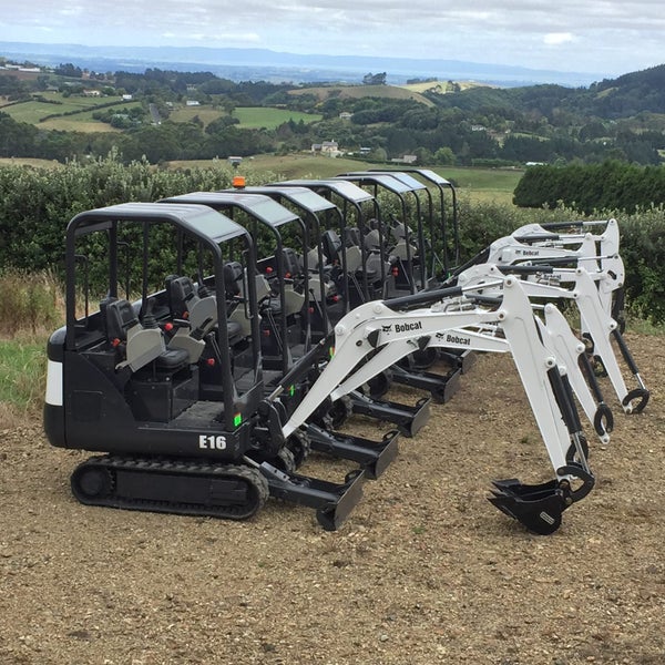 Digger , Trailer & Concrete Breaker Hire & Sales Carousel 1