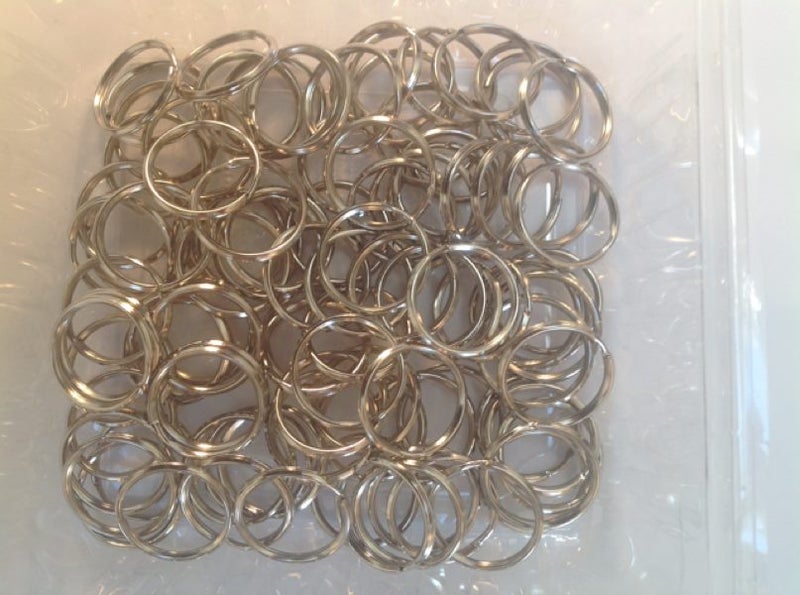 30mm Key Rings Split Steel in lots of 100 Carousel 1