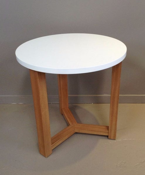 CLEARANCE ***50% Off*** Bryleigh Oak Modern Side Table *Last floor models Carousel 2