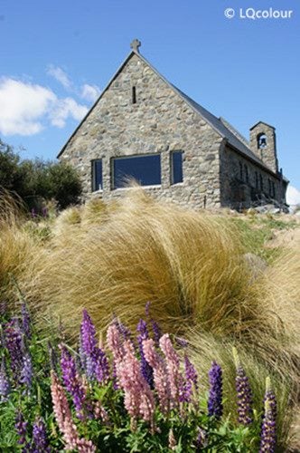 Different view @ Lake Tekapo iconic church canvas print Carousel 1