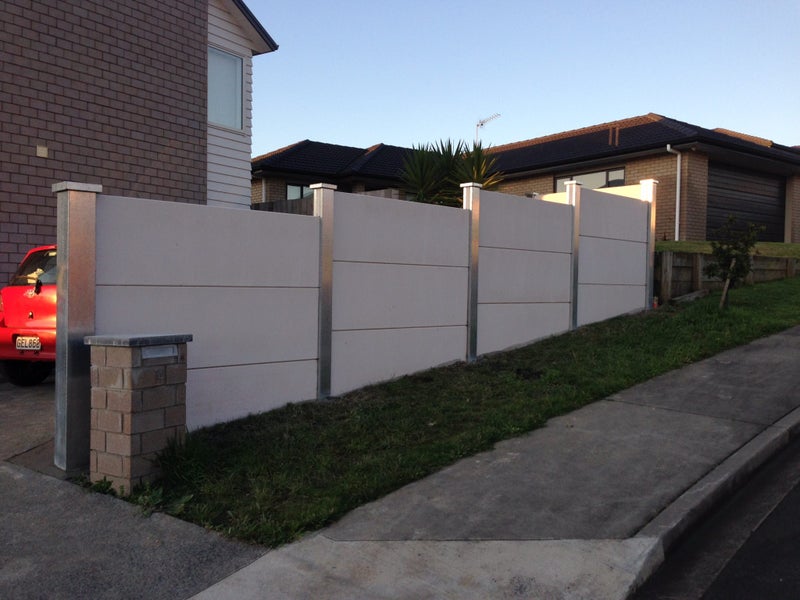 CONCRETE PANEL FENCING $29562931722486403114