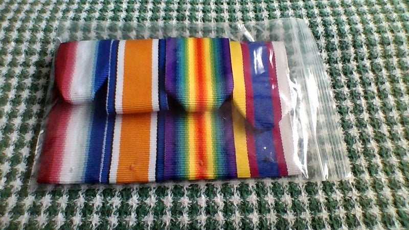 WW1 Service 4 Medal Replica Pre-Hung Rack Carousel 1