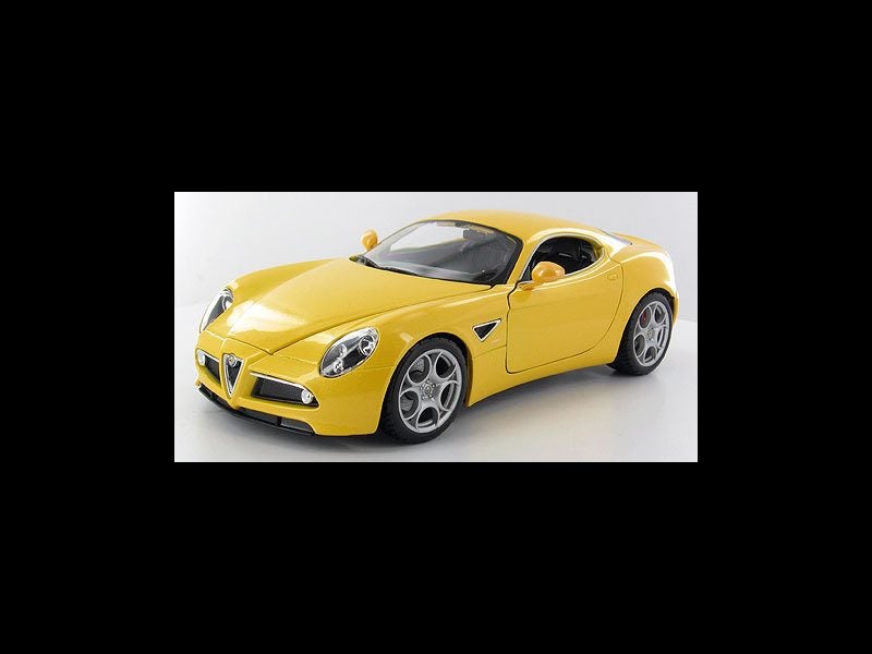 1/18 Alfa 8C Competizione by Bburago Carousel 1