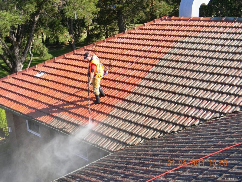 Auck/Need paint your roof ?Roof paint( Northshore) Carousel 1