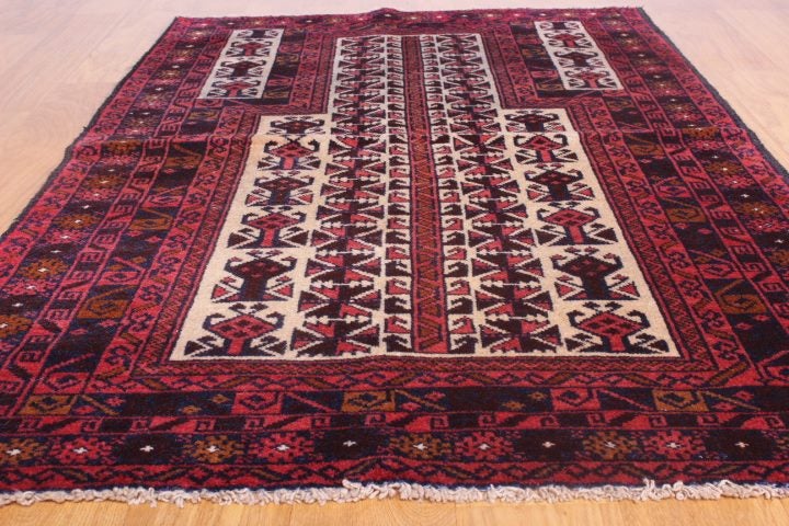Persian Rug Beautiful Nomadic Prayer 145 X 87cm Trade Me Click To Enlarge Photo