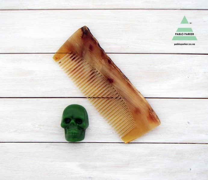 Natural Horn Comb - LAST Chance Bundle (Comb, Rings, Neck Shaving Guides & More) Carousel 2