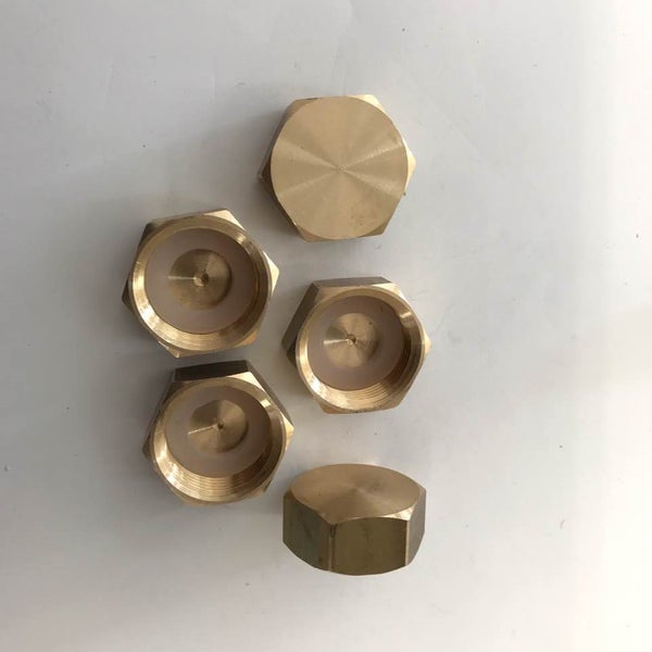 3/4" Brass Female End Cap X5 Carousel 2