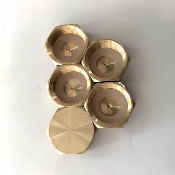 3/4" Brass Female End Cap X5 Carousel 3