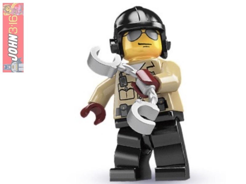 AWESOME LEGO COLLECTIBLE MINIFIGURE - SERIES 2 TRAFFIC COP Carousel 1
