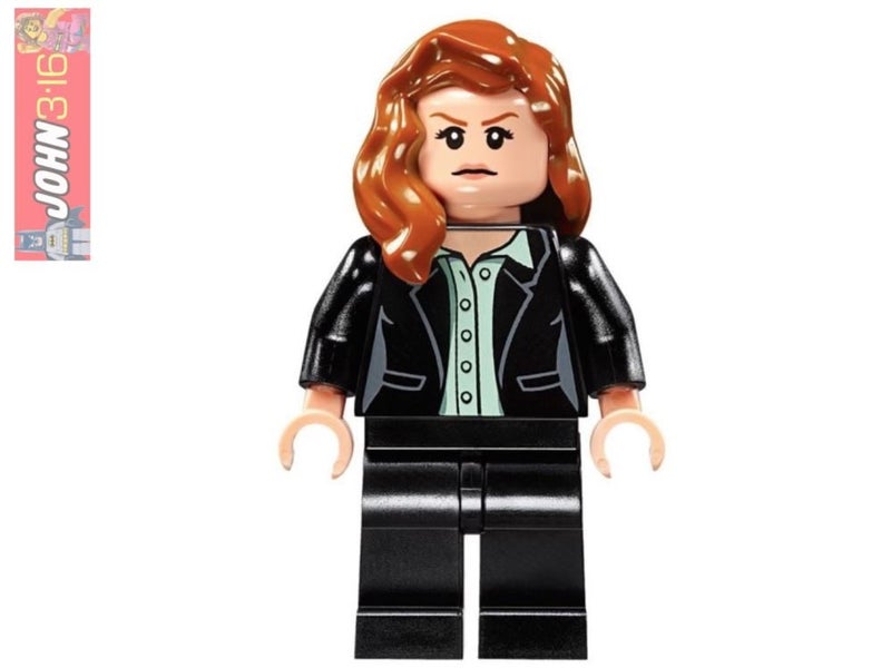 AWESOME LEGO SUPER HERO MINIFIGURE - LOIS LANE Carousel 1