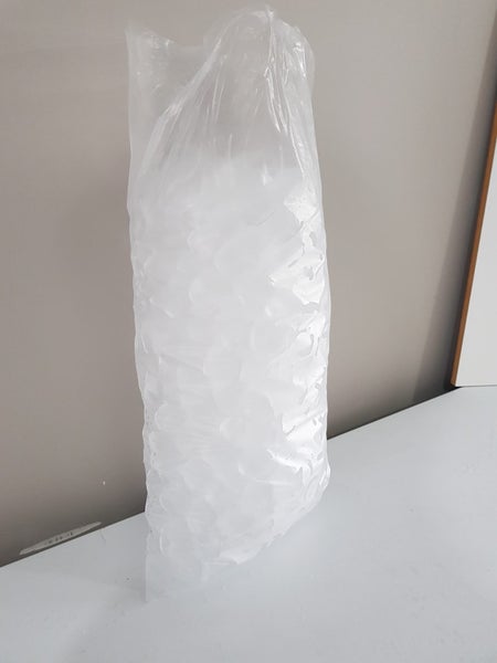50 Party Ice Bags - Size 300mm X 600mm (5kg) Carousel 3