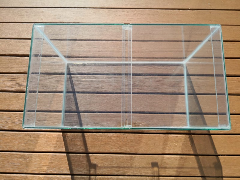 fish tank 90L 70x33x40H Carousel 2