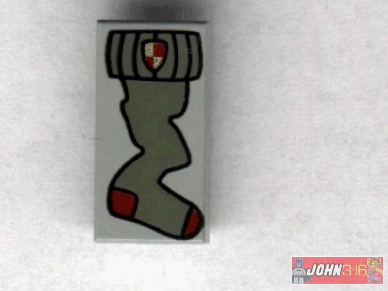 GENUINE LEGO ACCESSORIES - HARRY POTTER - GREY TILE WITH SOCK & GRYFFINDOR CREST Carousel 1