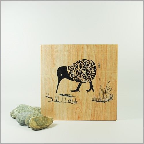 Plywood Art Block: Filigree Kiwi Carousel 1