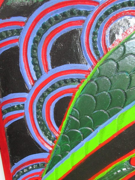Painted Maori CARVING of Manaia Spiritual Bird Carousel 2