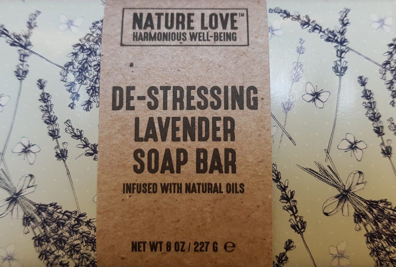 De-Stressing Lavender Soap Bar - Infused with Natural Oils Carousel 2