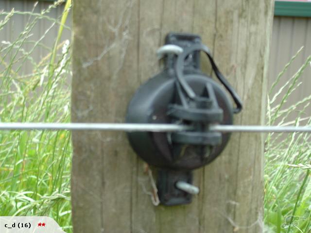 Electric Fence insulators(Pinlock 2000of) Carousel 1