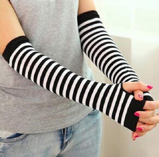 Gloves Fingerless Arm Warmers Black and White PRICE REDUCED629404947552011117