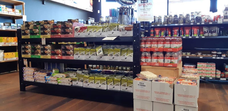 Display Racks/ Storage Shelving/ Retail Display Units 5.85mL x2mH x0.6mD628632197680661128