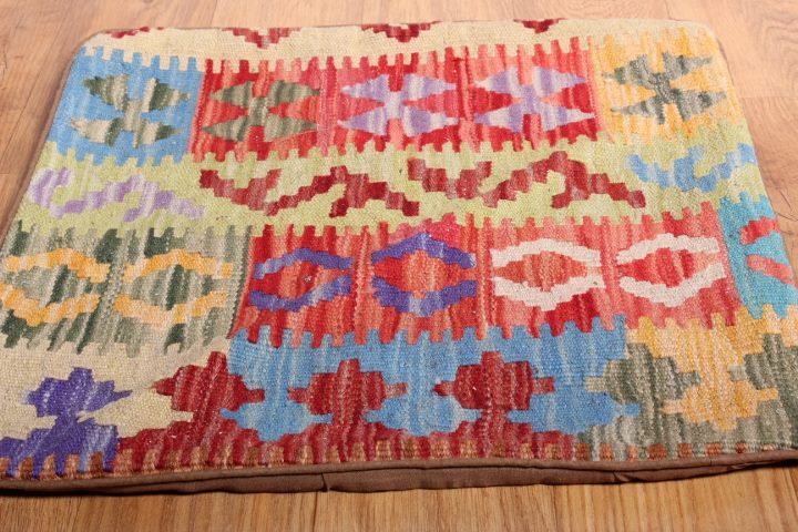 Cushion Cover Chobi: Made from Hand-made Kilim Carousel 1