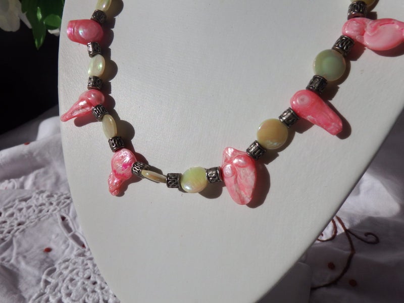 Pink Mother of Pearl & Freshwater Pearl Necklace Carousel 2