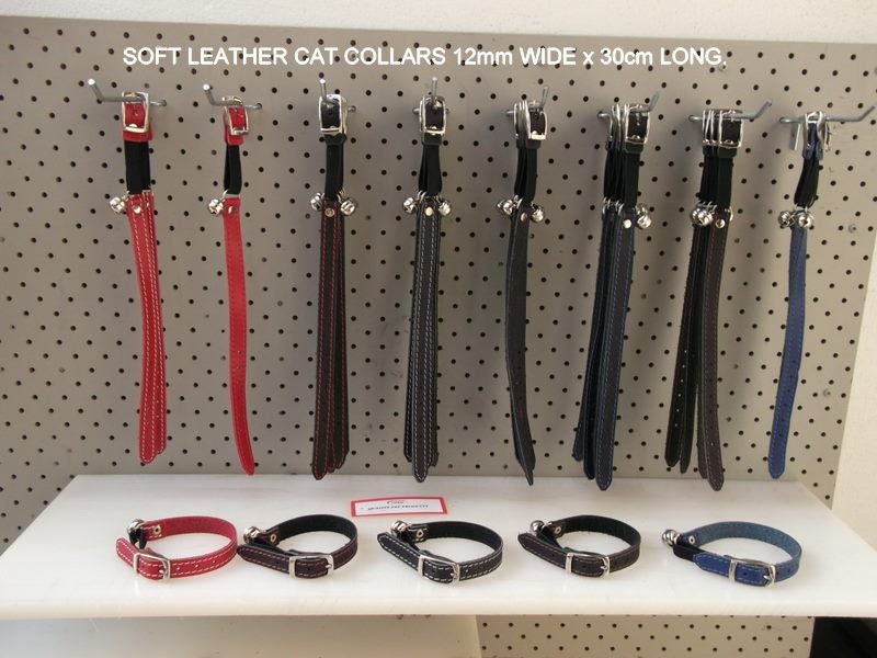 SOFT LEATHER CAT COLLARS. Carousel 1