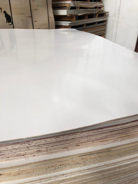 Caravan Ply 2440X1220X3mm White Semi Gloss Carousel 2